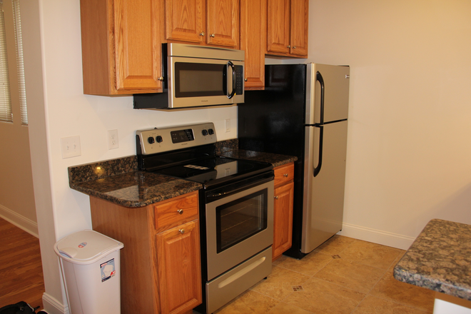 Kitchen - 5 Bedroom, 3 Bathroom Modern Duplex just a block to Temple's Main Campus Duplex