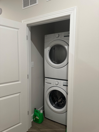 Laundry Room - $1,300 / 1 BR/1Bathroom - Luxury furnished Room, Utility Included. Short lease allowed Townhome