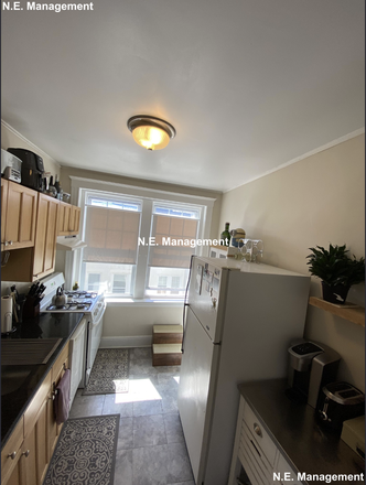 Kitchen - Apartment close to Longwood