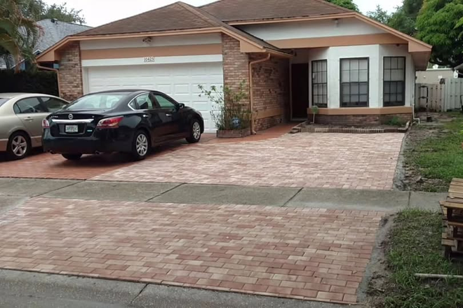 Single House in a Quiet neighborhood - (Reduced) Furnished Master Room with Private Bath