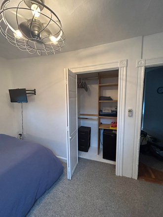 BEDROOM - North Cambridge - near Bus#77 + RED Line - AVAILABLE - July 1, 2026 House