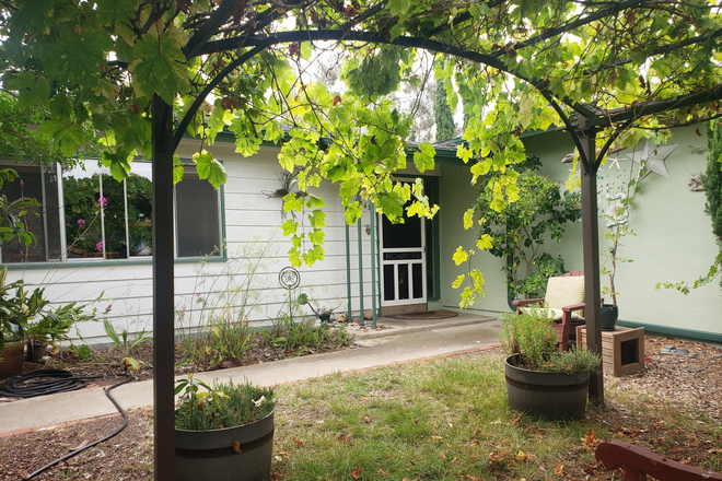 Front yard - Clean furnished room in safe neighborhood. House