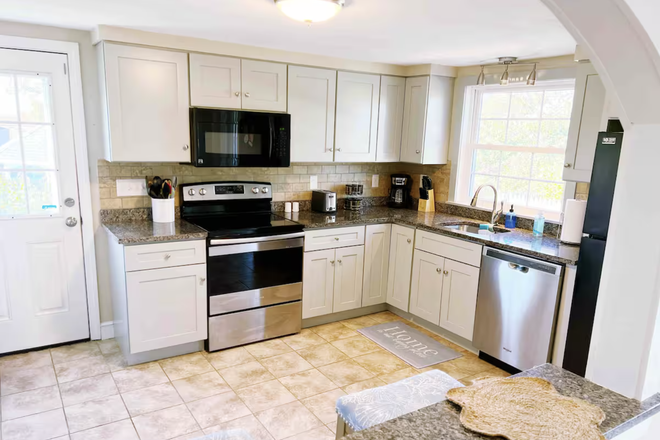 Kitchen - 15 Daytona Avenue Narragansett, RI 02882 House