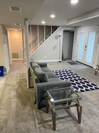 Living room/entrance - 2 Bedroom 1 Bath Lower Level Apartment 2 Miles From Campus