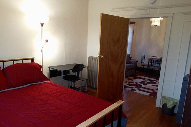 Bedroom - 3 Bedroom Apartment for Rent Available Now by the Red Line