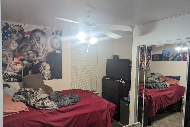 Bedroom - Riverwalk Luxury Apartments