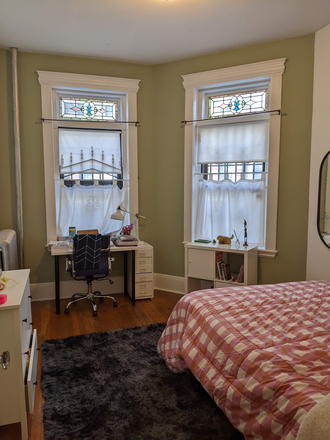 bedroom #1 - 6/1 OR 9/1-NO rental FEE-Beautifully FULLY FURNISHED-heat+water included Apartments