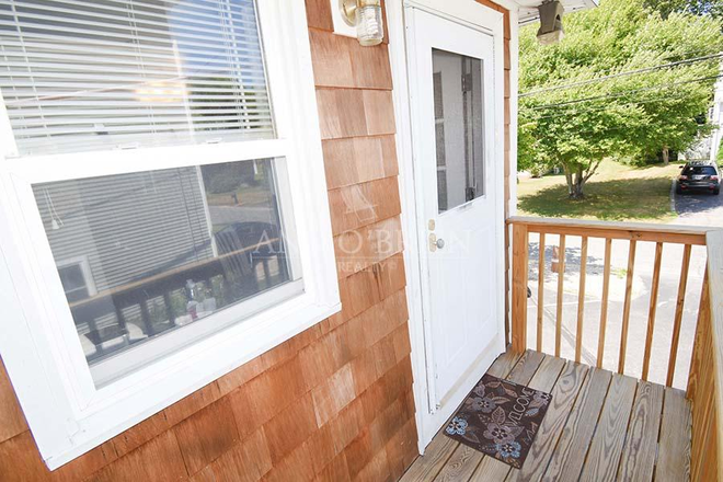 Exterior - 50 Wanda Unit 8 - Narragansett Pier Apartments