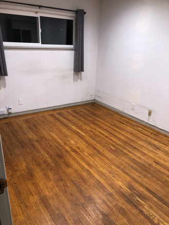 Bedroom - 1 BR APT, WITH GARAGE, 1 BLOCK FROM UCB