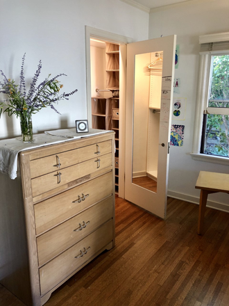 Walk-in Closet - Rooms in Historic Rossmoyne, Glendale House