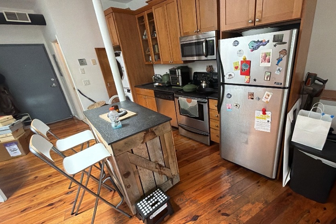 kitchen - 1 bed 1 bath Dorchester NO BROKERS FEE!!!