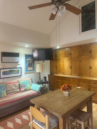 living area - Cypress Studio Apartments