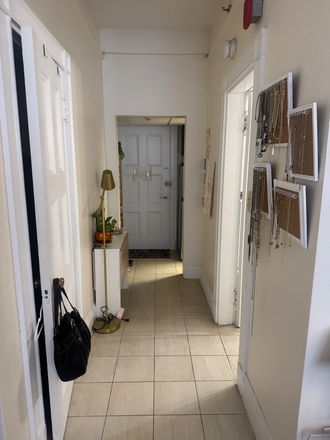 Hallway - Spacious Sunlit Studio On The Boston Commons Apartments