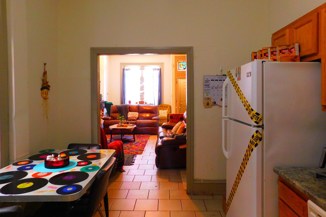 kitchen - 2126 N Carlisle St Townhome