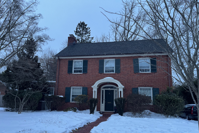 Exterior view - 3BR home-Prospect Ave-Princeton