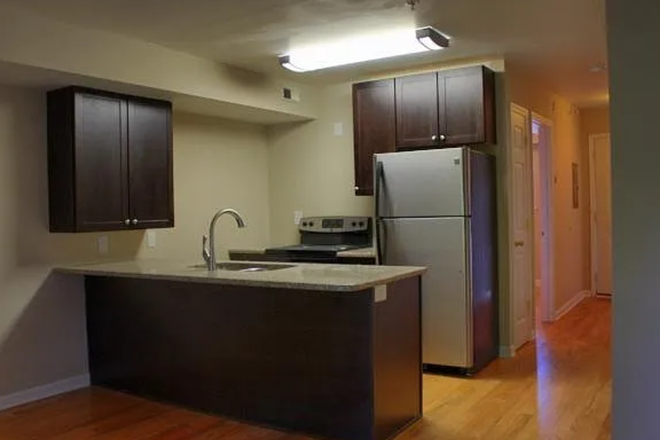 Full Kitchen - 2026 School Year Sublet, Private Room and Bathroom, Walking Distance, All Female House, 2 Housemates