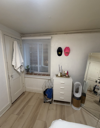 Bedroom 1 - Spring 2026 Sublease close to campus Triplex