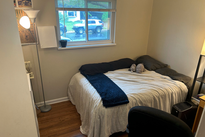 One of the rooms for rent. Has a bed, a desk and a small bookshelf if wanted. Closet is part of the room too. - 795 31st Street House