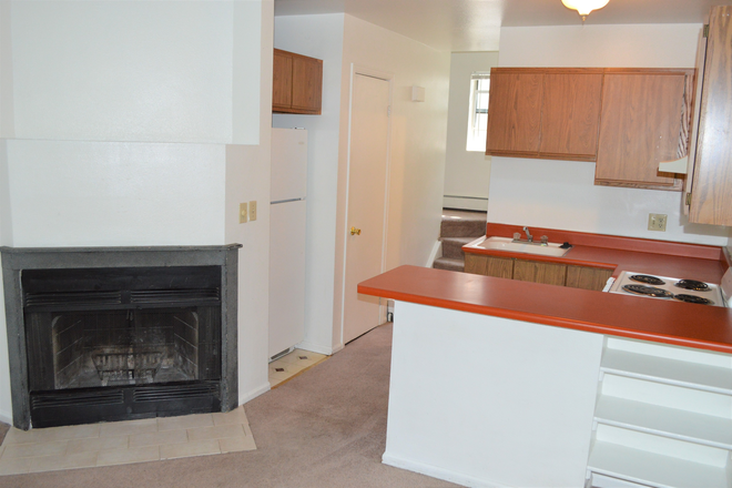 955 - 955 Marine St. (1BR/1BA) Apartments
