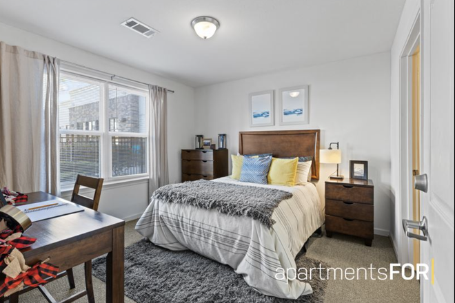 Bedroom - Varsity Housing