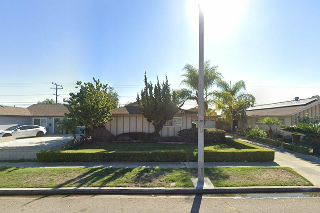 exterior - 1 Unfurnished BR ($900)