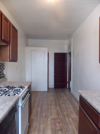 Kitchen - 1-bedroom apartment close to Homewood campus