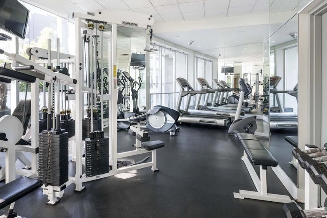 gym - Rooms for students Apartments