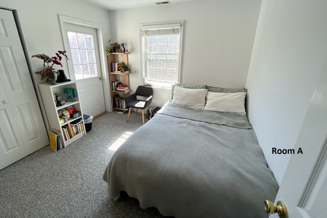Bedroom - Unfurnished room in shared home-Humbert St-Princeton