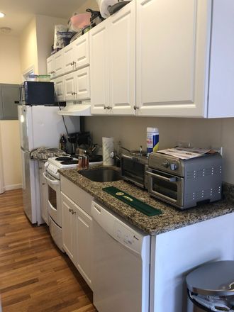 Call NOW for showings! 617-236-8600 - PHILLIPS ST - *NO FEE* LRG MODERN TRUE 3BR ON BEACON HILL *AVAIL NOW* W/ LNDRY IN BLDNG, H&HW INC Apartments