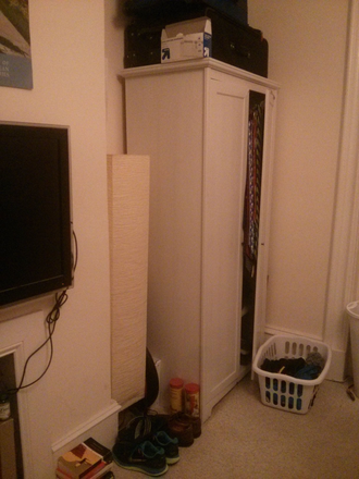 Closet - Charming Fully Furnished Bedroom 1 Block From Metro Townhome