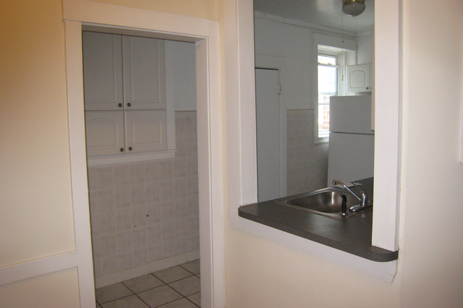 Kitchen - Great BU Location!! Modern 4 Bed 1 Bath $5,250 Apartments