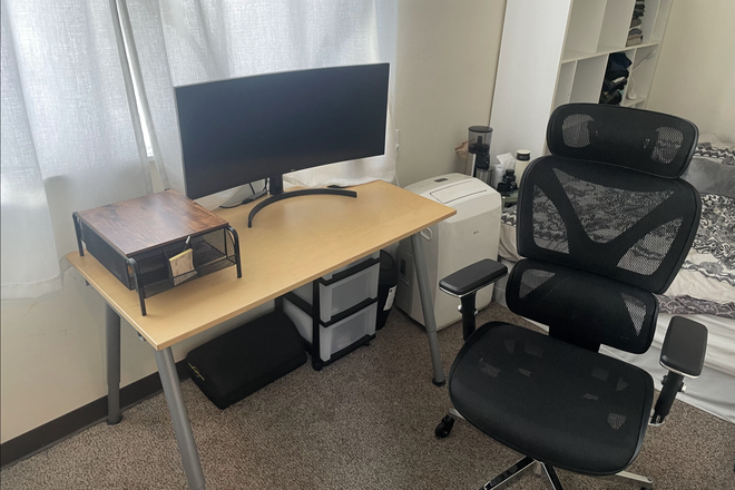 Another angle. - Flexible Furnished Rooms on Kendall Sq (close to MIT, Harvard, MGH) House