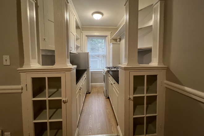 1 - AVAIL NOW〡Renovated Charm Porter Sq〡Spacious〡Pets Allowed | NO FEE Apartments