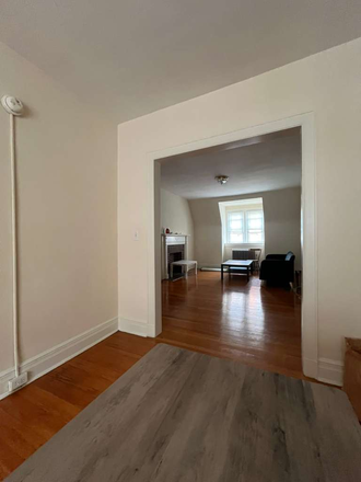 Dining hall - Carolina Apartments - Opposite North Gate