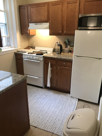 Call NOW for showings! 617-236-8550 - COMM AVE - PACKARDS CORNER 1BR SPLIT FOR 2 PPL AVAIL *6/1/2025* W/ H&HW INC, LNDRY IN BLDNG, DW! Apartments