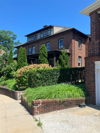 Outside Street View - Single Room - Kirkwood Road. 13 minute walk to campus.