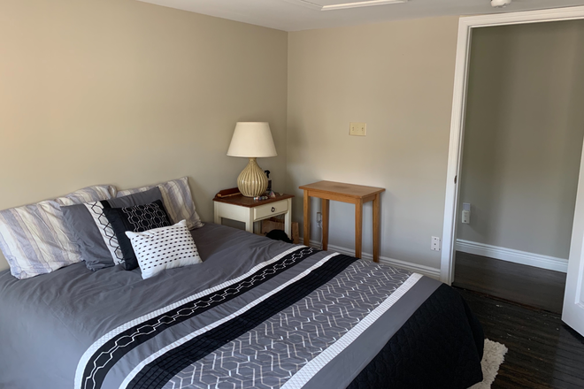 Bedroom - Furnished room for PU affiliate-John St-Princeton House