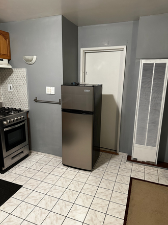 Kitchenette - Personal property close to campus House