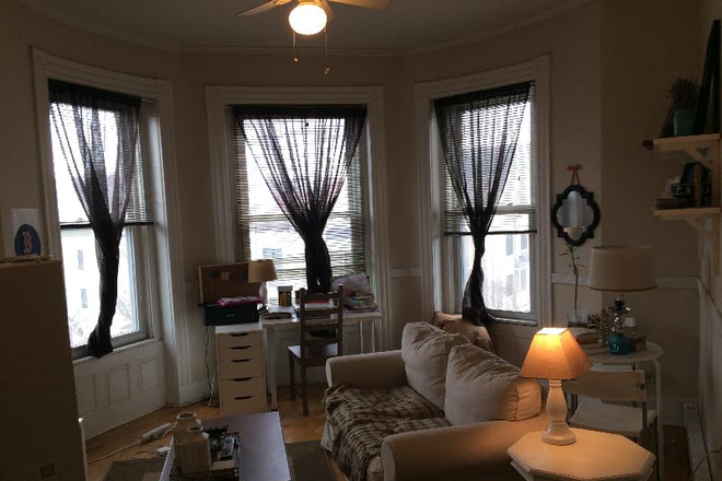 . - Washer and Dryer in Unit, Large Bedroom, Open Kitchen living room area.