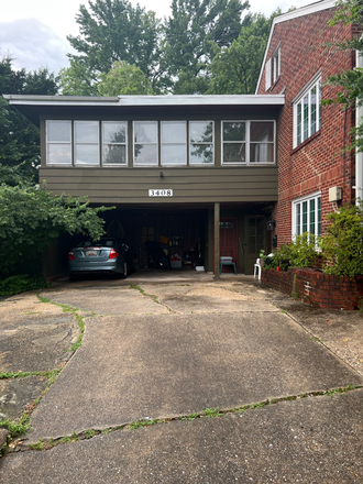 Home exterior - 2 Private rooms available close to campus in 3 bedroom home