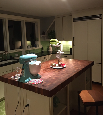 kitchen - Flexible lease period: Room (w/ private bathroom) for respectful FEMALE in upscale home