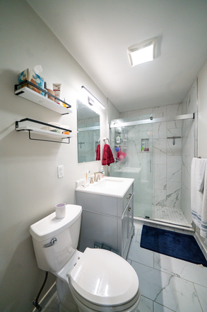 724 Parker St #3 - [9.1.2026] Top floor 5 beds /2 baths in Mission hill !! [Modern finishes / NO Broker fee] Apartments