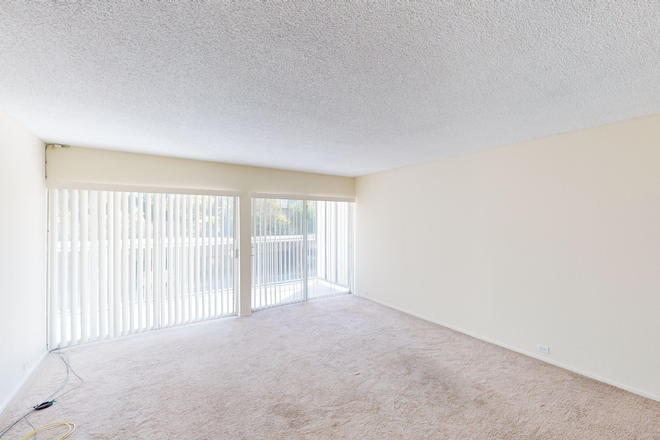  - 2627 Hillegass Avenue