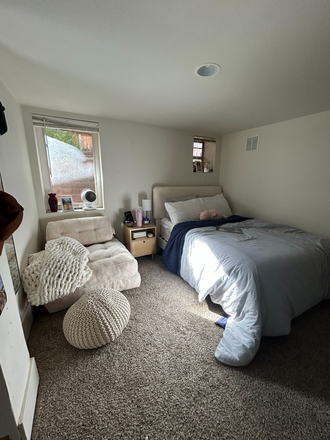 bedroom - Bedroom/bath/living room/kitchen Duplex