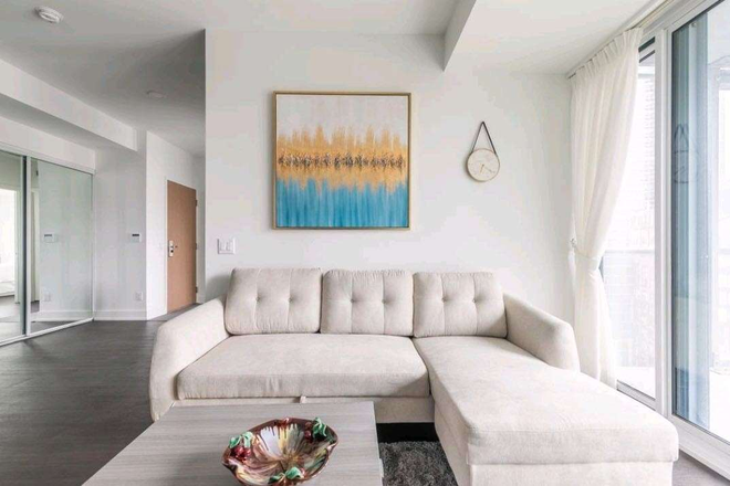 Living Area - 1 Furnished Master Bedroom with ensuite Bathroom in a 3-Bed 2-Bath Apartment