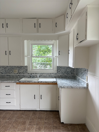 Kitchen - Sunny, Charming Apartment Share in Willimantic