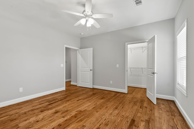 Walk in closets in all bedrooms. - 510 26TH AVE E House
