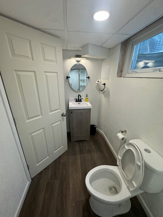 Barhroom - Studio Near Campus – Fully Furnished, Kitchenette, Private Bath, All Utilities & Internet House