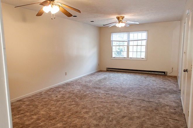 bedroom - Bramblewood Apartments