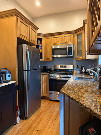Kitchen - Private Room Available in Dorchester – 5–10 Min from UMass Boston Apartments
